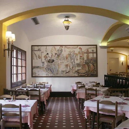 Hotel La Carolina 4*