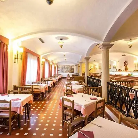 La Carolina 4*
