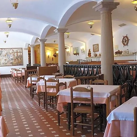 La Carolina Otel