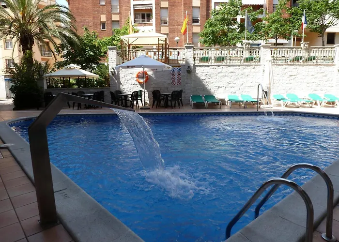 Otel La Carolina 4*