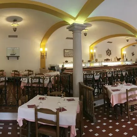 La Carolina Отель 4*