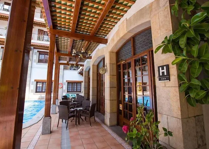 La Carolina Hotel 4*