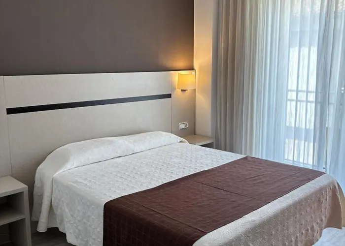 מלון La Carolina 4*