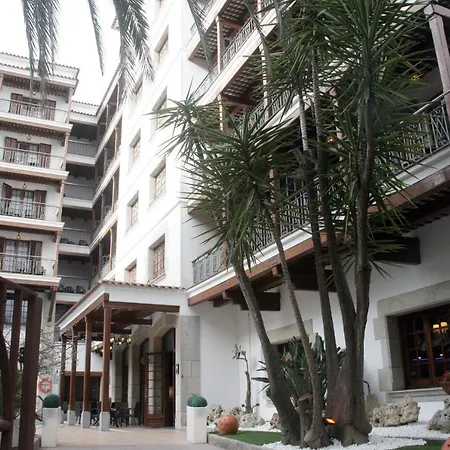 La Carolina فندق