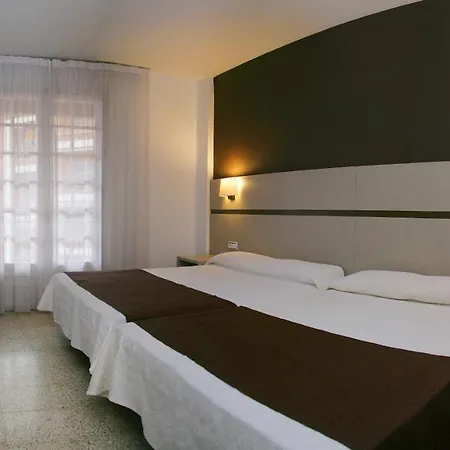 La Carolina يوريت دي مار